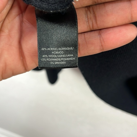 Ann Taylor Women’s Blue and Black Colorblock Sweater Long Bell Sleeves Sz M Chic - Picture 4 of 8